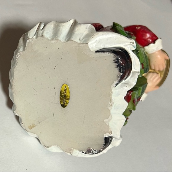 Mrs Claus Napkin Holder With Goose On A Serving Tray - Picture 7 of 10